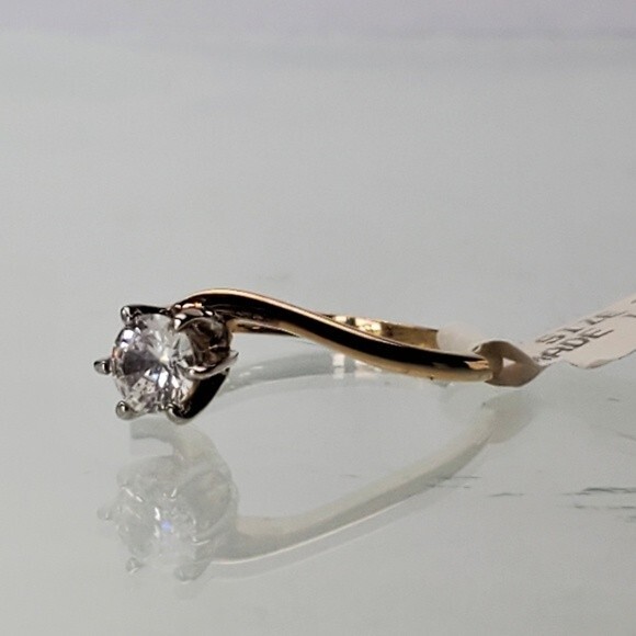 Gold promise Solitaire Ring Size 7 cubic zirconia - Picture 6 of 8